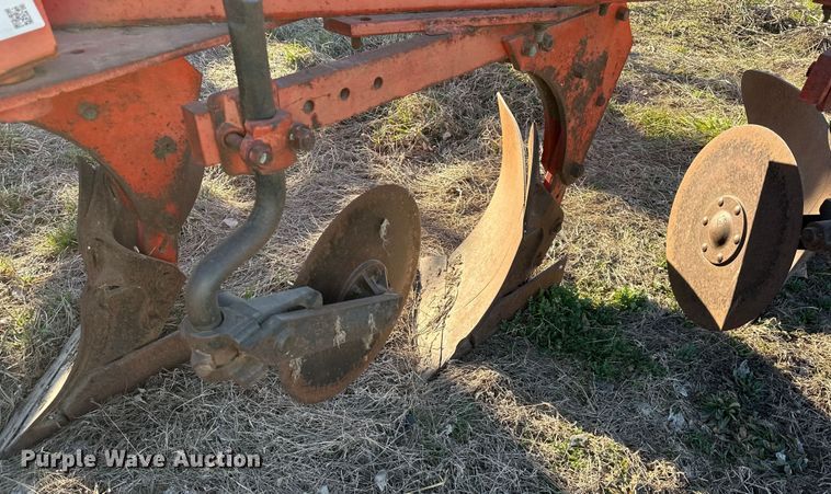 image for item DQ6324 Case  five bottom plow