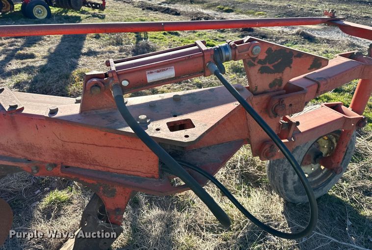 image for item DQ6324 Case  five bottom plow