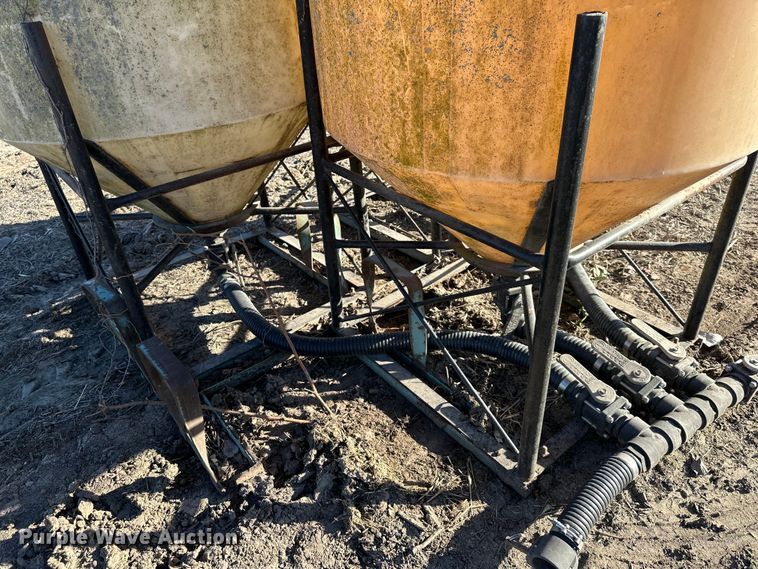 image for item DQ6326 (3) 350 gallon tanks