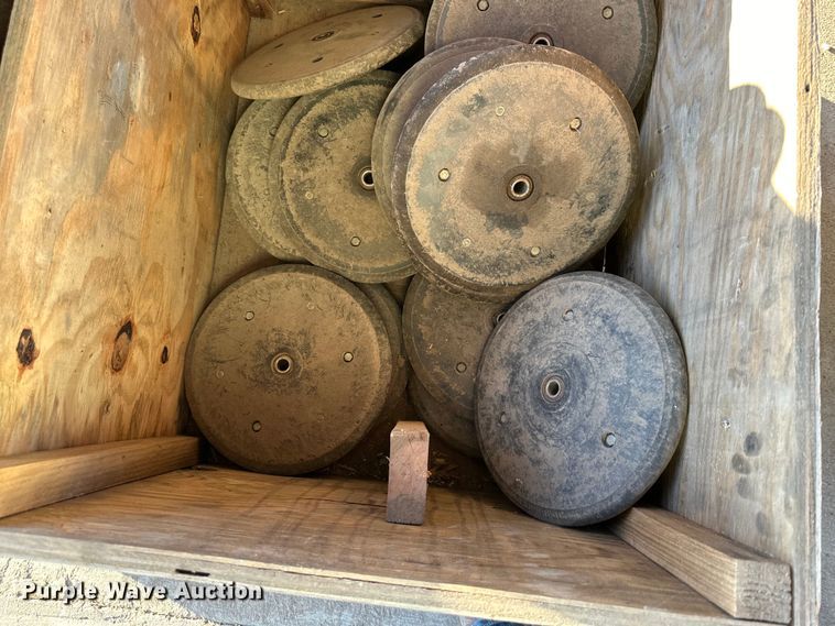 image for item DQ6328 Kinze  3660 planter parts