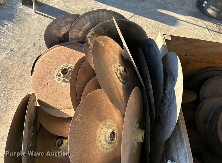 image for item DQ6328 Kinze  3660 planter parts