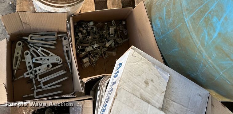 image for item DQ6328 Kinze  3660 planter parts