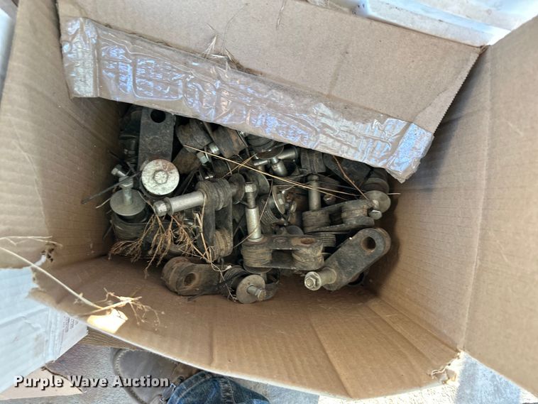 image for item DQ6328 Kinze  3660 planter parts