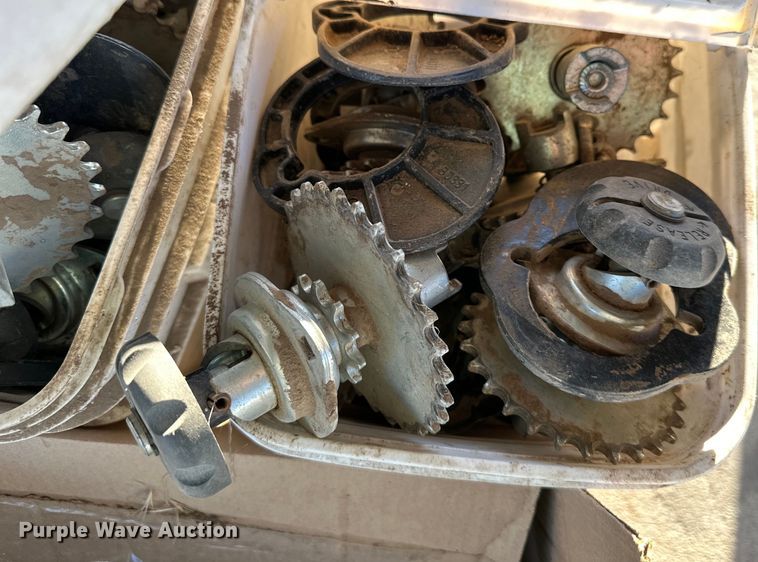 image for item DQ6328 Kinze  3660 planter parts