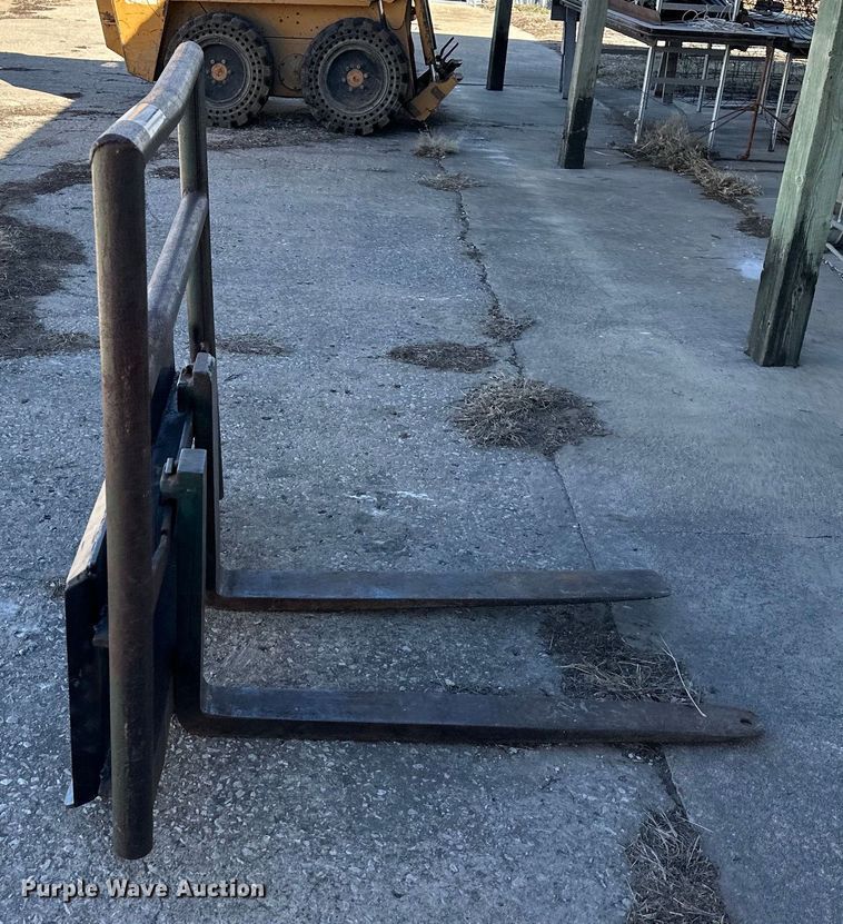 image for item DQ6329 Shopbuilt skid steer forks