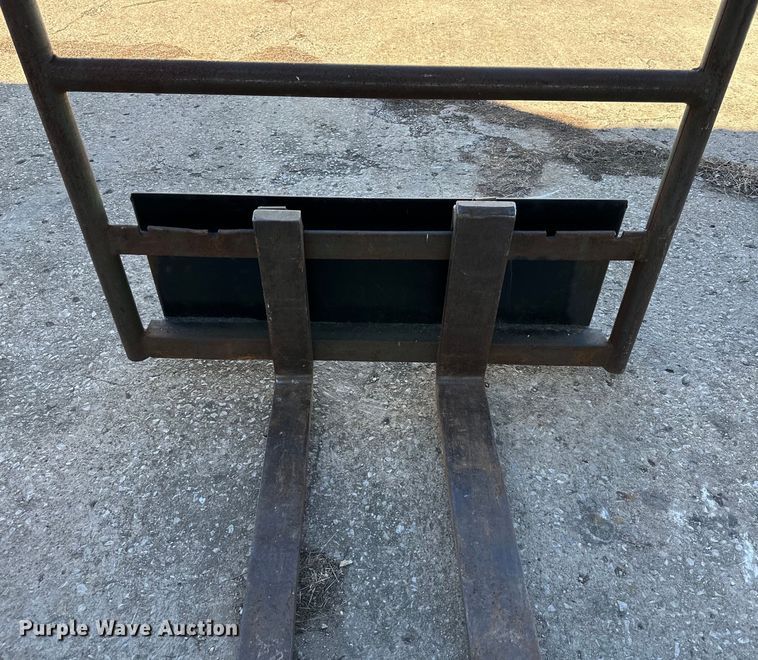 image for item DQ6329 Shopbuilt skid steer forks