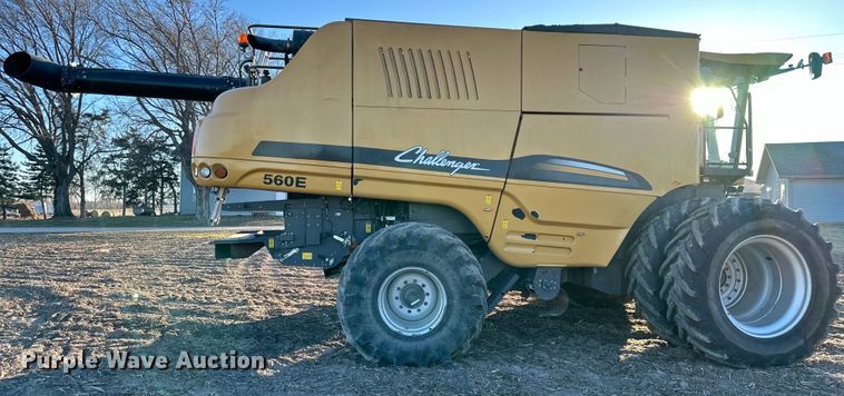 image for item DQ6330 2015 Challenger 560E RWA combine