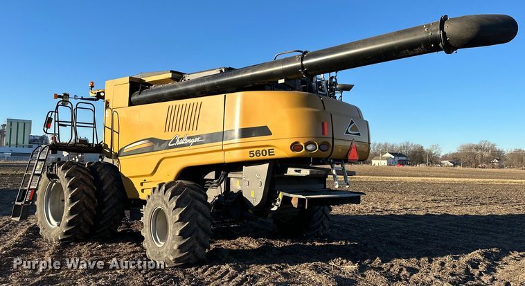 image for item DQ6330 2015 Challenger 560E RWA combine
