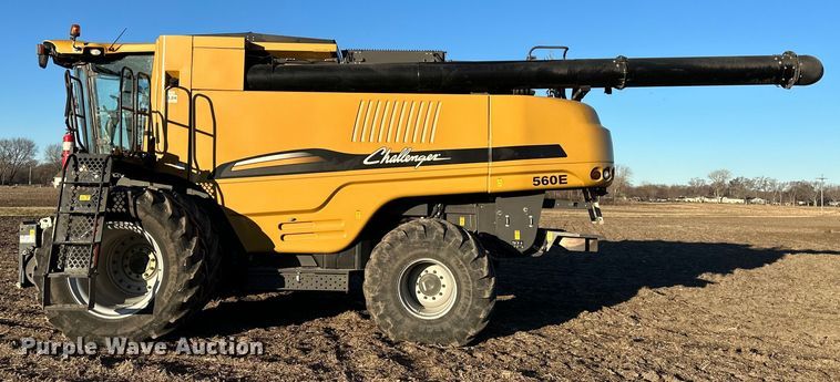 image for item DQ6330 2015 Challenger 560E RWA combine