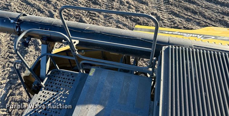 image for item DQ6330 2015 Challenger 560E RWA combine