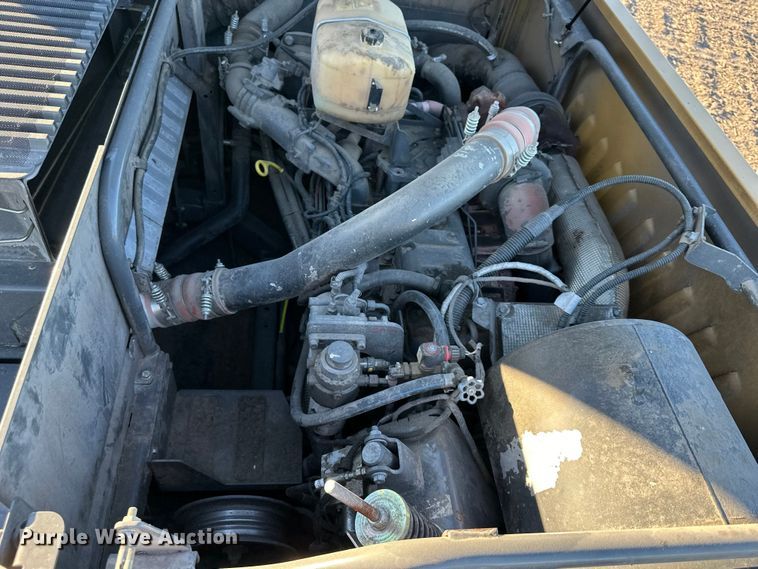 image for item DQ6330 2015 Challenger 560E RWA combine