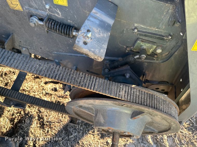 image for item DQ6330 2015 Challenger 560E RWA combine