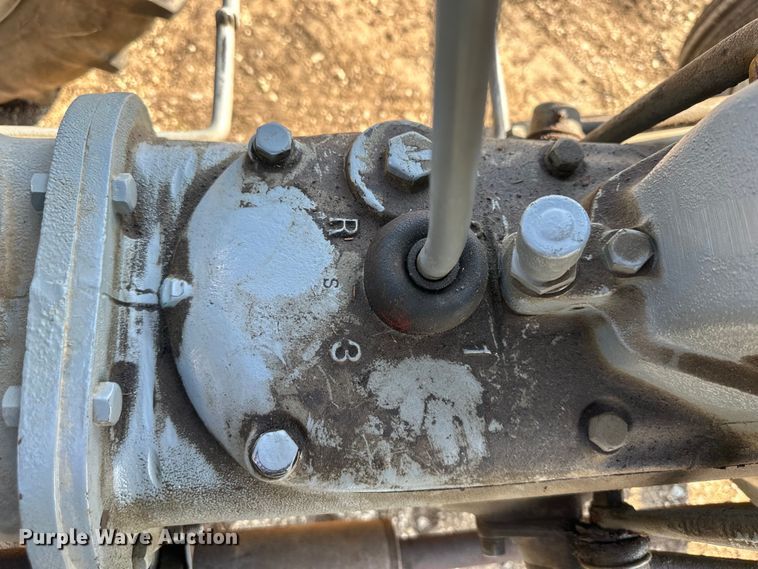 image for item DQ6353 1946 Ford 2N tractor