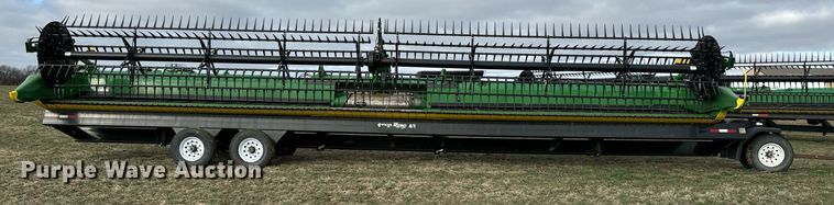 image for item DQ6718 2021 John Deere HD40R flex draper head
