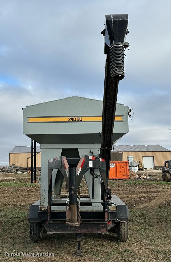 image for item DQ6722 Crust Buster 240 seed tender