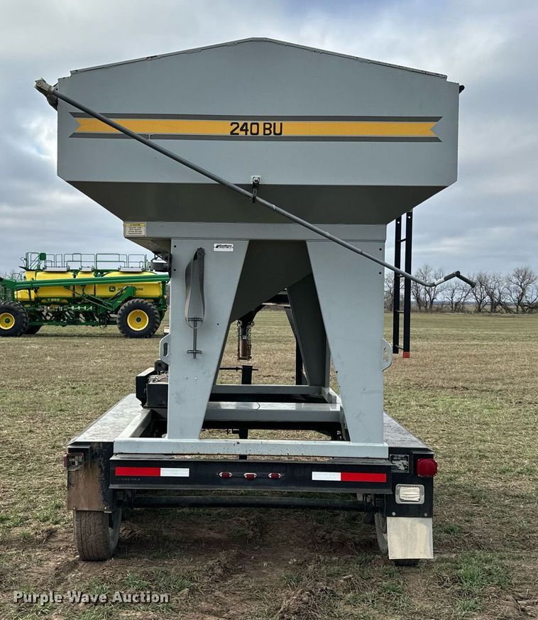 image for item DQ6722 Crust Buster 240 seed tender