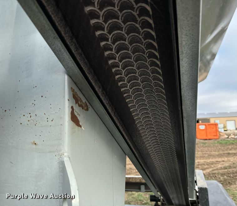 image for item DQ6722 Crust Buster 240 seed tender