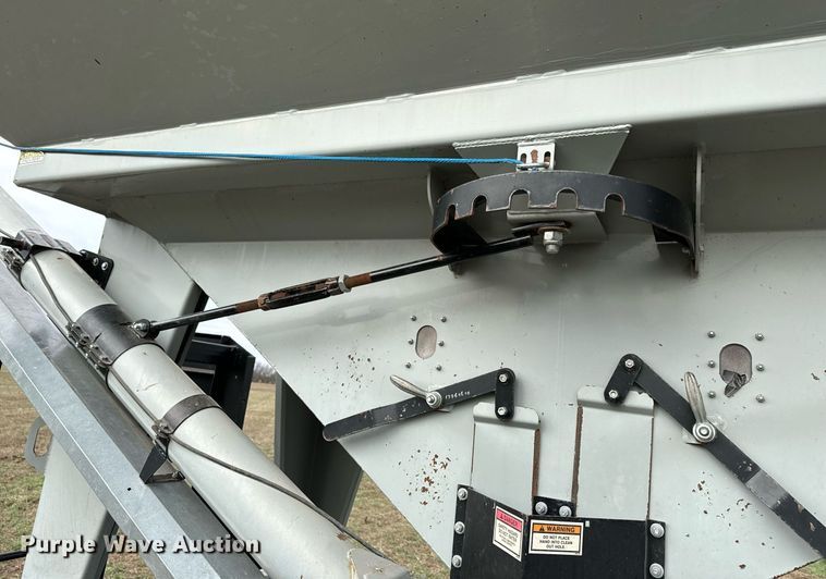 image for item DQ6722 Crust Buster 240 seed tender