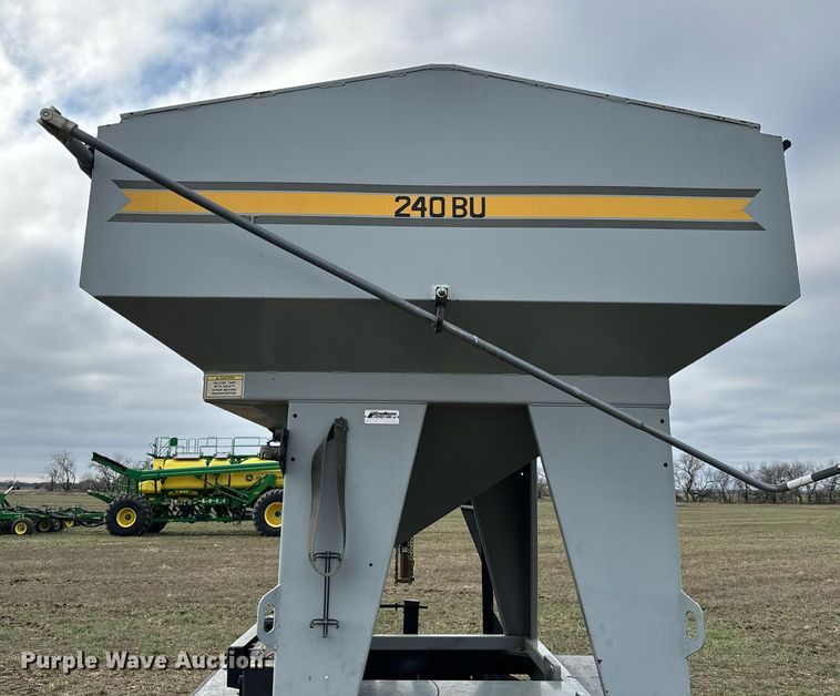 image for item DQ6722 Crust Buster 240 seed tender