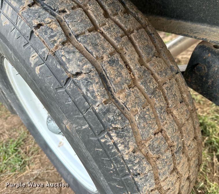 image for item DQ6722 Crust Buster 240 seed tender