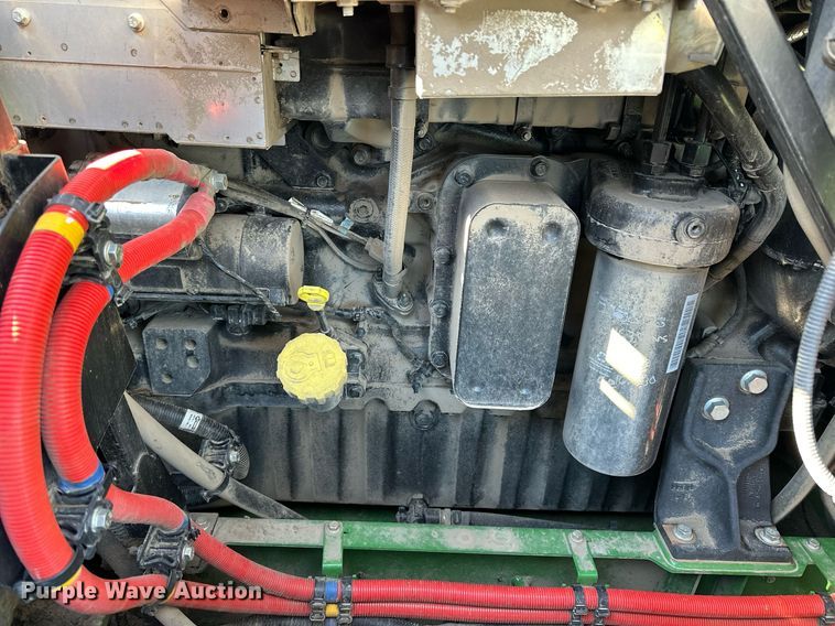 image for item DQ6723 2022 John Deere X9 1100 Signature Edition RWA combine