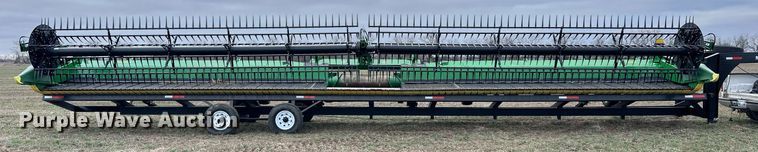 image for item DQ6724 2022 John Deere HD50F flex draper head