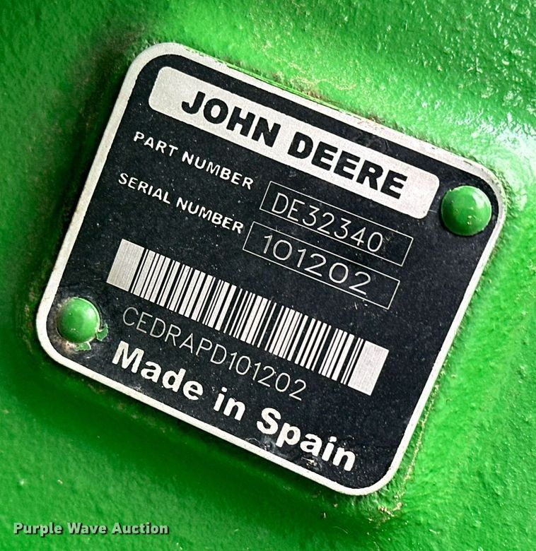 image for item DQ6724 2022 John Deere HD50F flex draper head