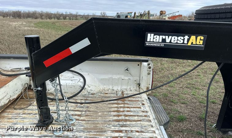 image for item DQ6724 2022 John Deere HD50F flex draper head