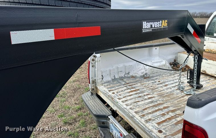 image for item DQ6724 2022 John Deere HD50F flex draper head