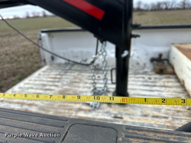 image for item DQ6724 2022 John Deere HD50F flex draper head