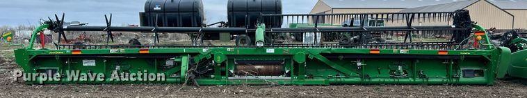 image for item DQ6726 2017 John Deere 640FD flex draper head