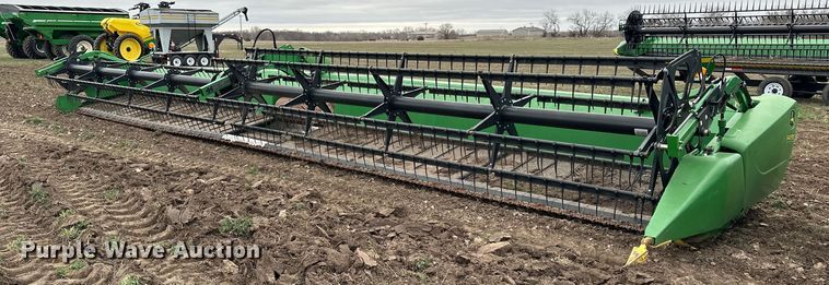 image for item DQ6727 2013 John Deere 640FD flex draper head