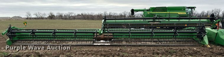 image for item DQ6727 2013 John Deere 640FD flex draper head