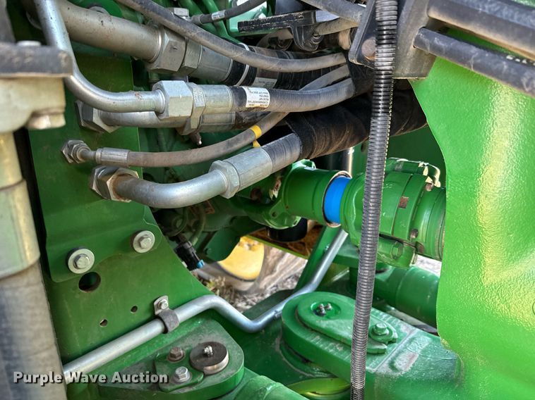 image for item DQ6728 2018 John Deere 9620RX tractor