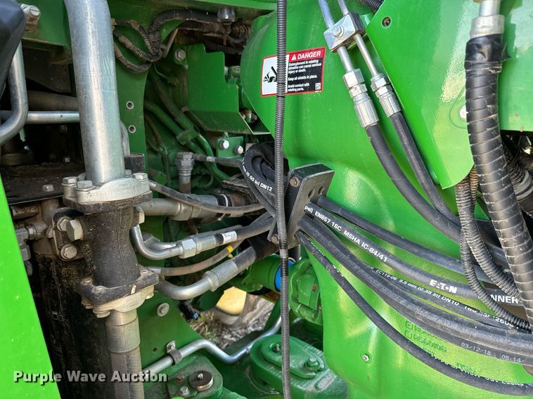 image for item DQ6728 2018 John Deere 9620RX tractor