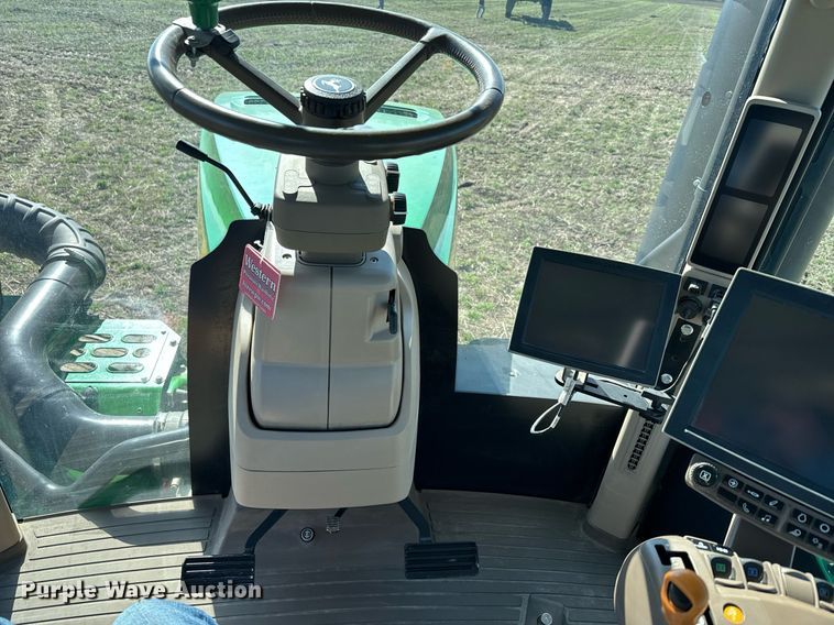 image for item DQ6728 2018 John Deere 9620RX tractor