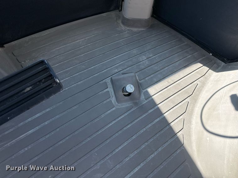 image for item DQ6728 2018 John Deere 9620RX tractor