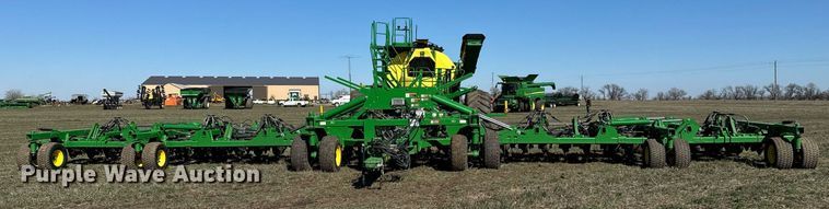 image for item DQ6729 2018 John Deere 1890C air seeder