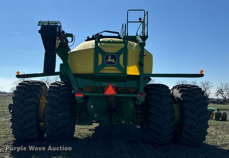 image for item DQ6729 2018 John Deere 1890C air seeder