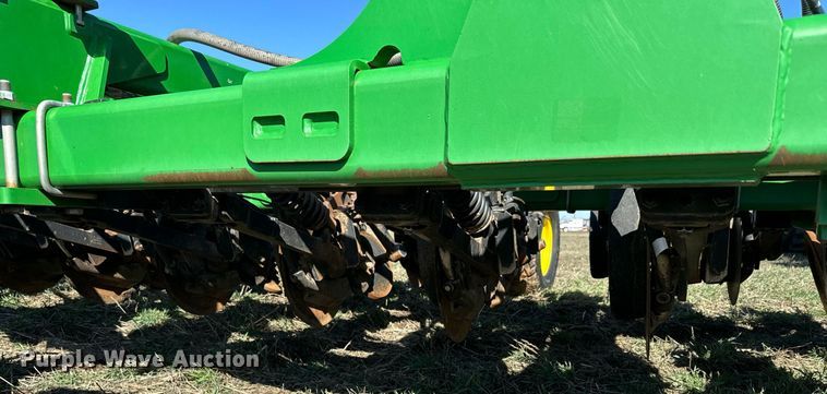 image for item DQ6729 2018 John Deere 1890C air seeder