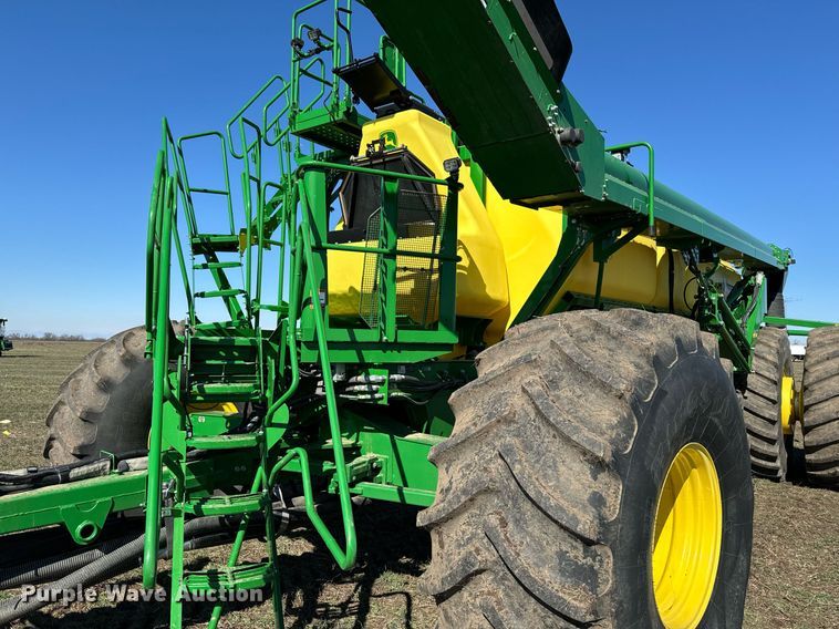 image for item DQ6729 2018 John Deere 1890C air seeder