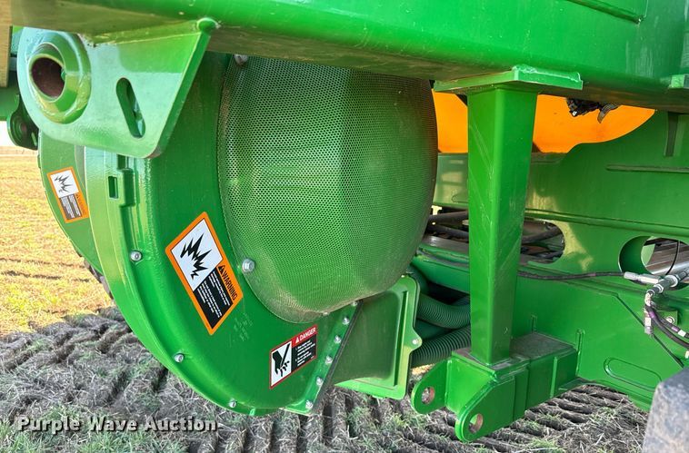 image for item DQ6729 2018 John Deere 1890C air seeder