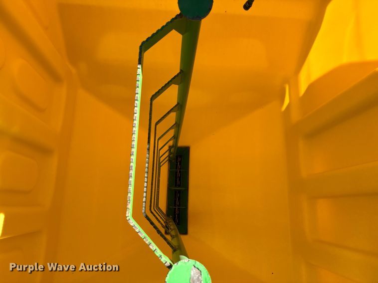 image for item DQ6729 2018 John Deere 1890C air seeder