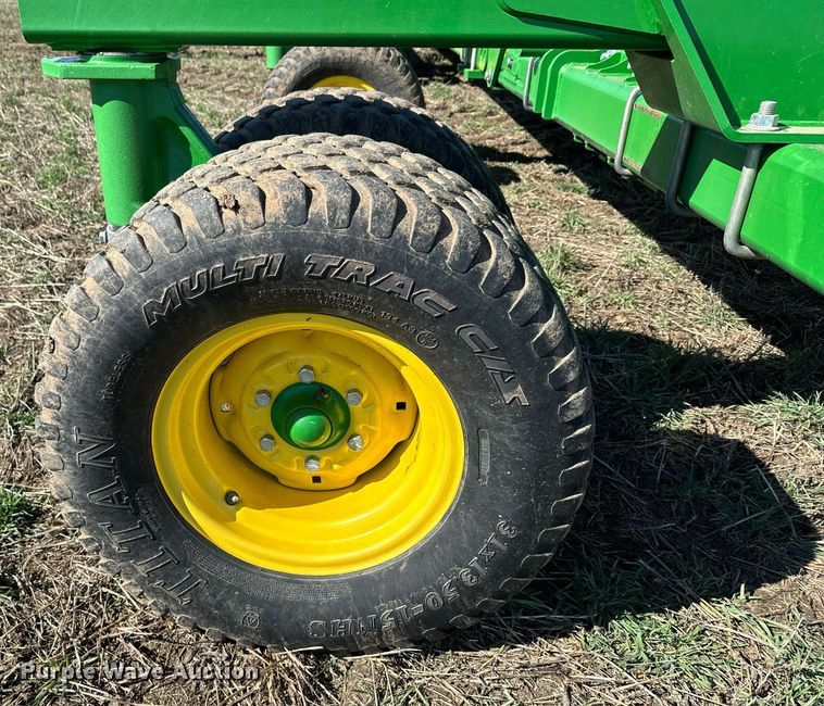 image for item DQ6729 2018 John Deere 1890C air seeder