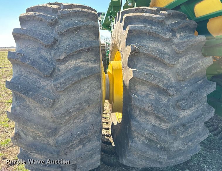 image for item DQ6729 2018 John Deere 1890C air seeder