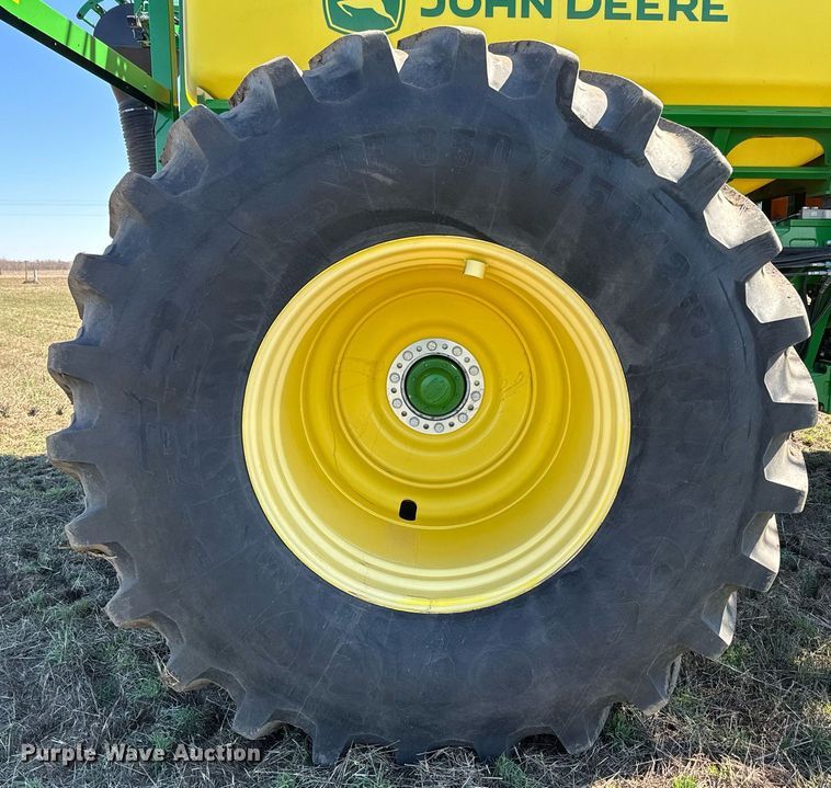 image for item DQ6729 2018 John Deere 1890C air seeder