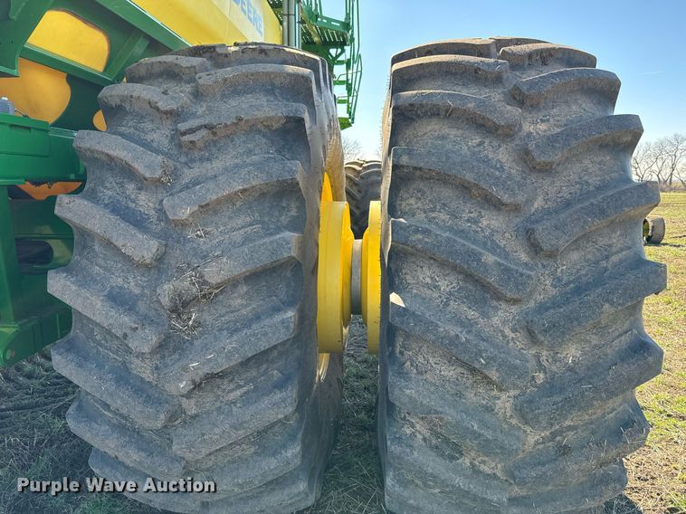 image for item DQ6729 2018 John Deere 1890C air seeder