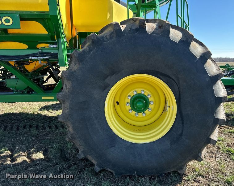 image for item DQ6729 2018 John Deere 1890C air seeder