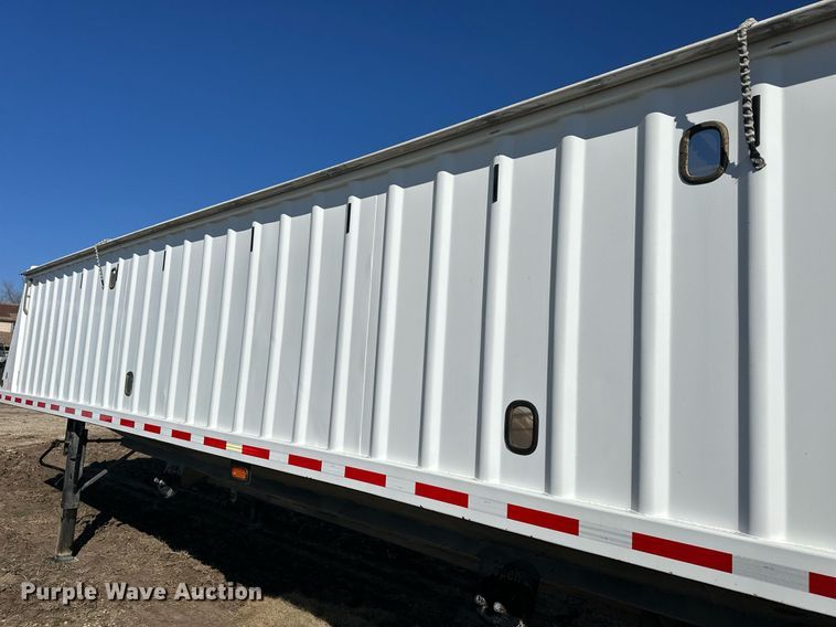 image for item DQ6730 2009 Neville Built grain trailer