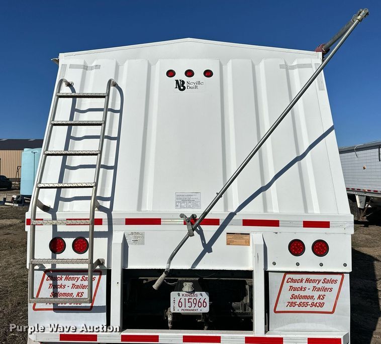 image for item DQ6730 2009 Neville Built grain trailer